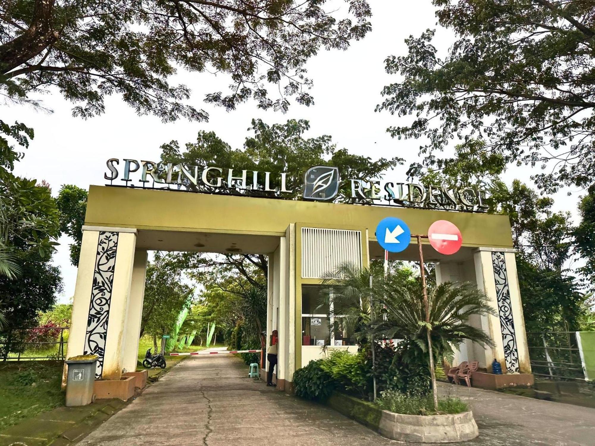 Blessimore Springhill 4Br Palembang Exterior photo
