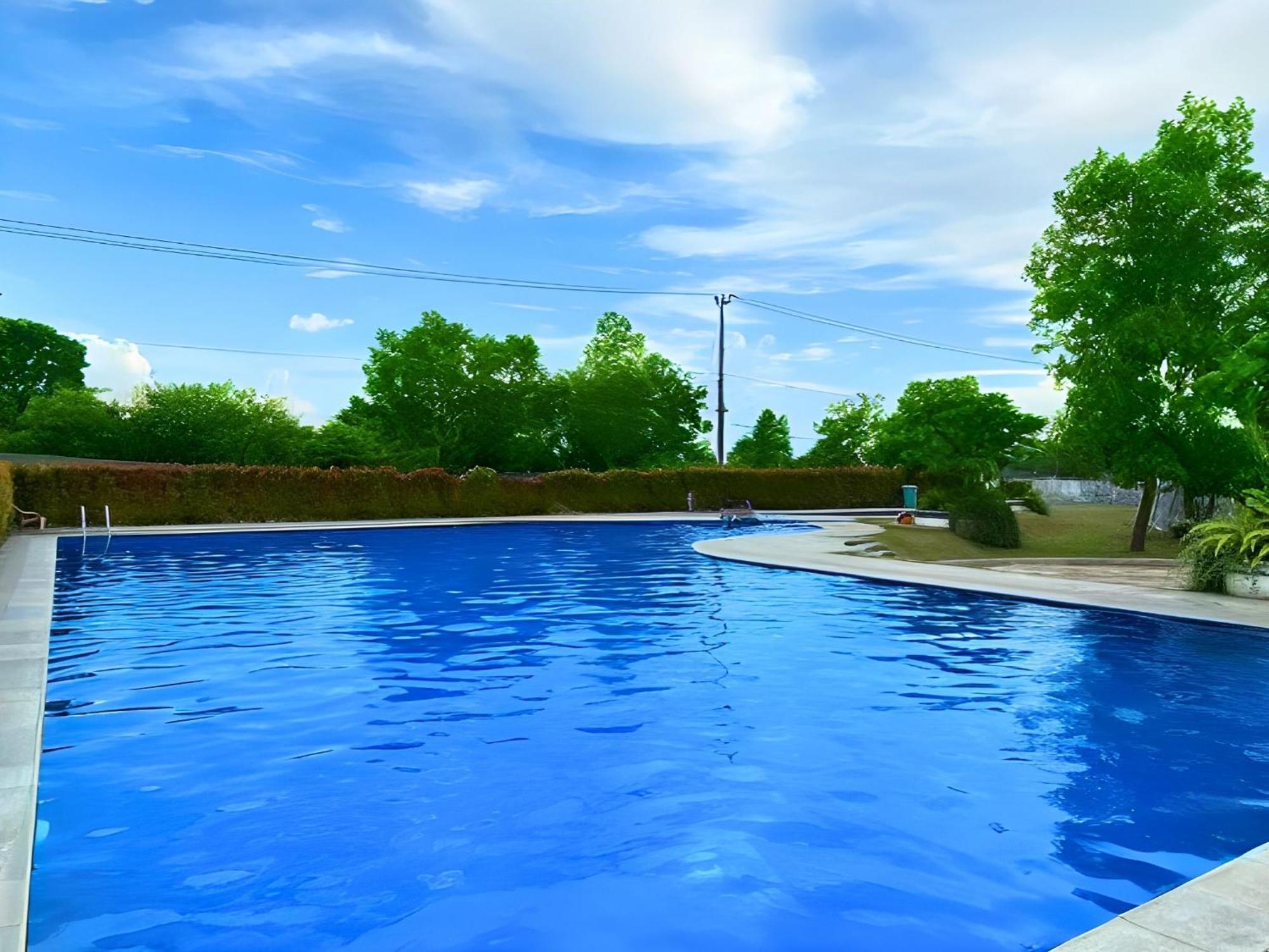 Blessimore Springhill 4Br Palembang Exterior photo
